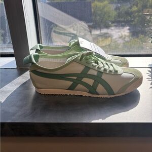 Onitsuka Tiger by Asics Green Sneakers unisex